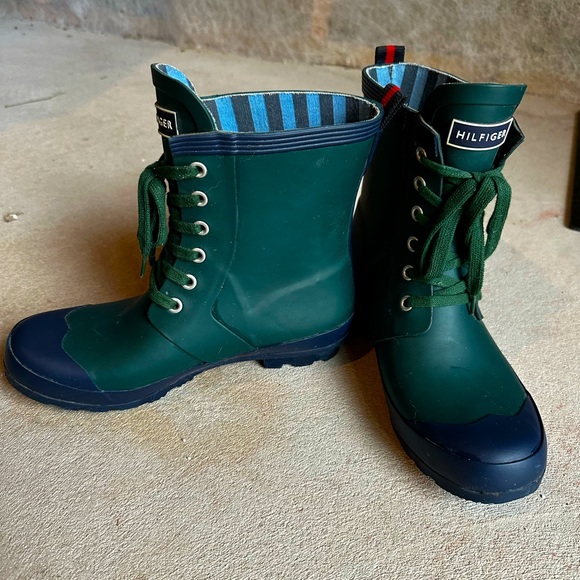 Tommy Hilfiger Renegade Ankle Rain Boots Green/Blue Womens size 6. EUC - Picture 1 of 12